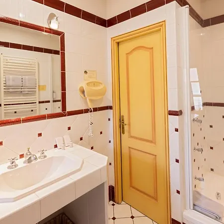 Le Grenier à Sel Hotel Montluçon